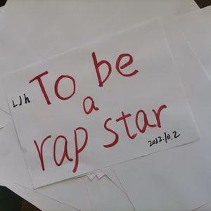 摸着小表妺的小屁股坐下
